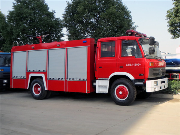 東風(fēng)6噸消防車