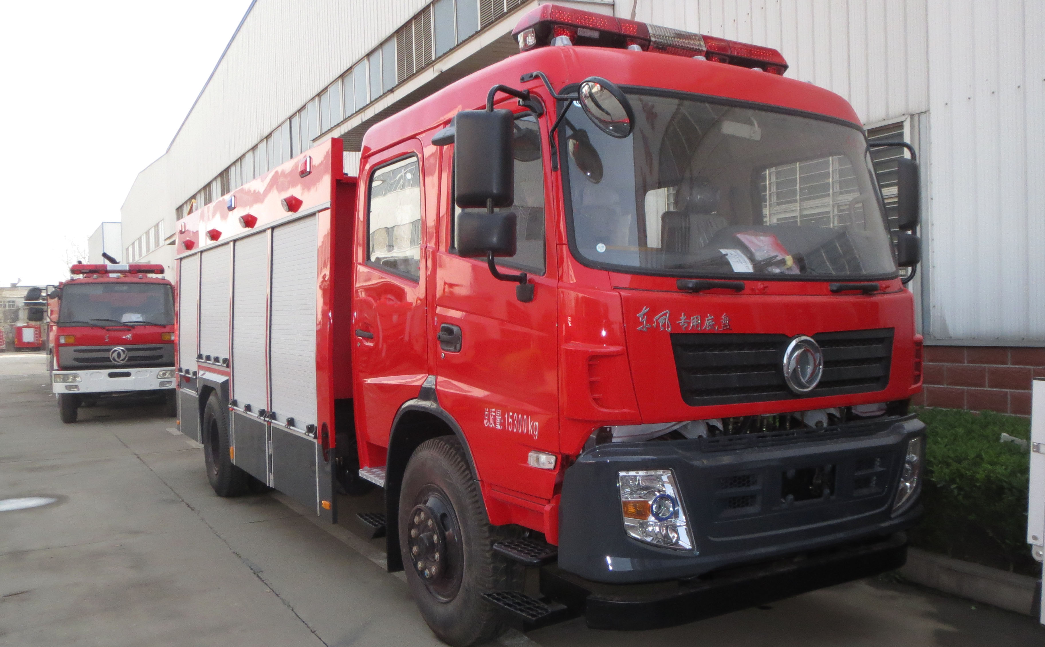 東風6噸消防車